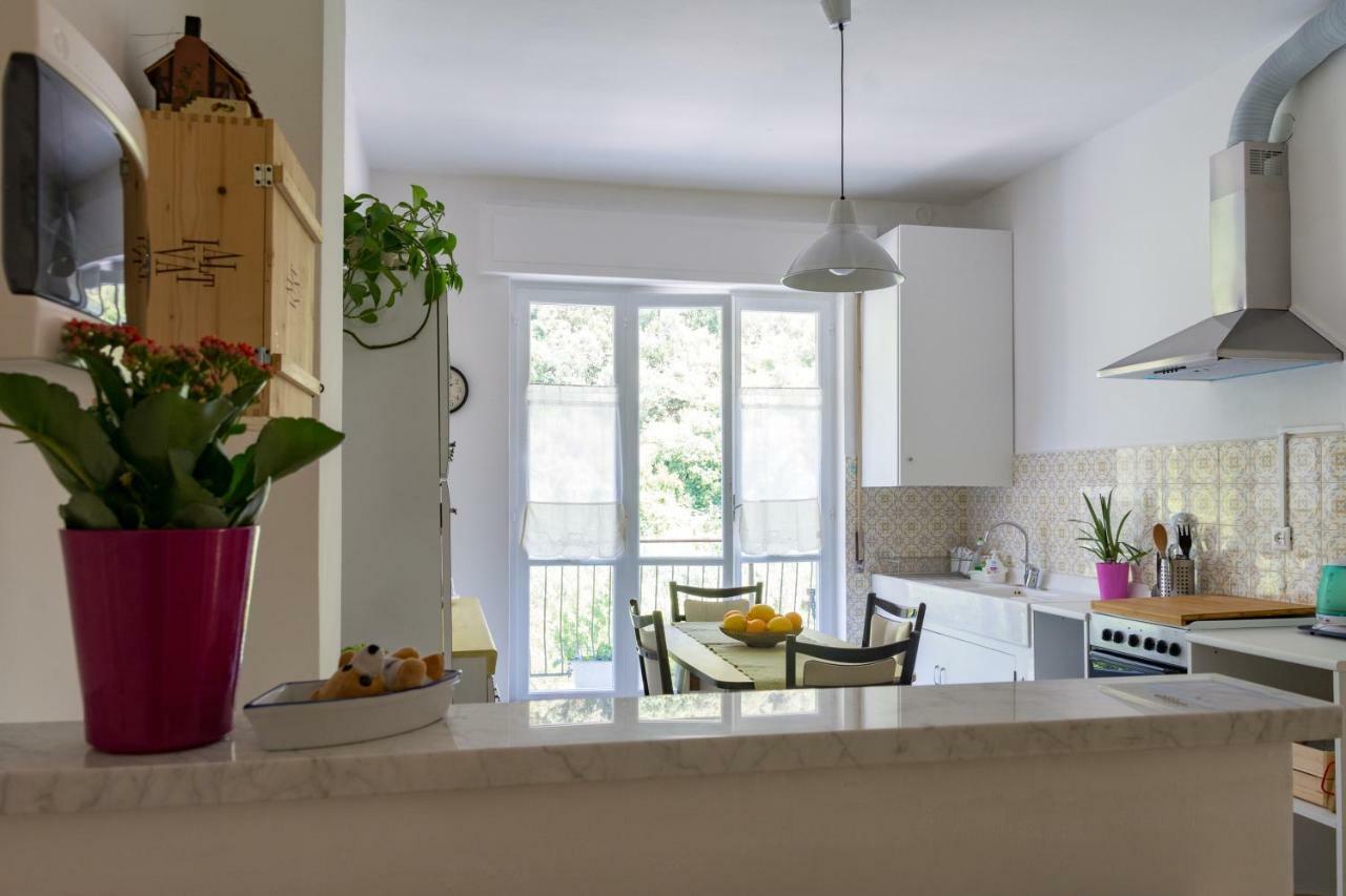 Appartement La Casa Di Elda à Dolceacqua Extérieur photo