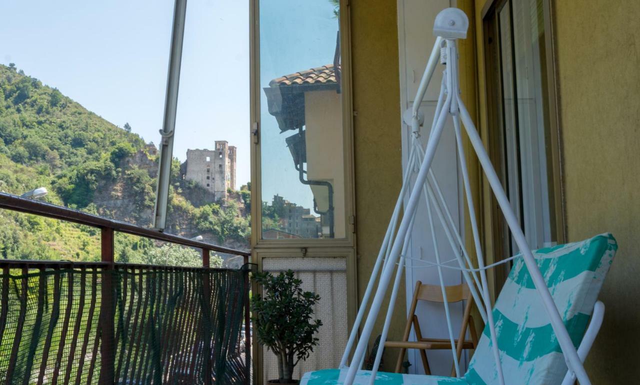 Appartement La Casa Di Elda à Dolceacqua Extérieur photo