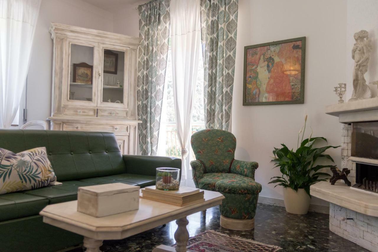 Appartement La Casa Di Elda à Dolceacqua Extérieur photo