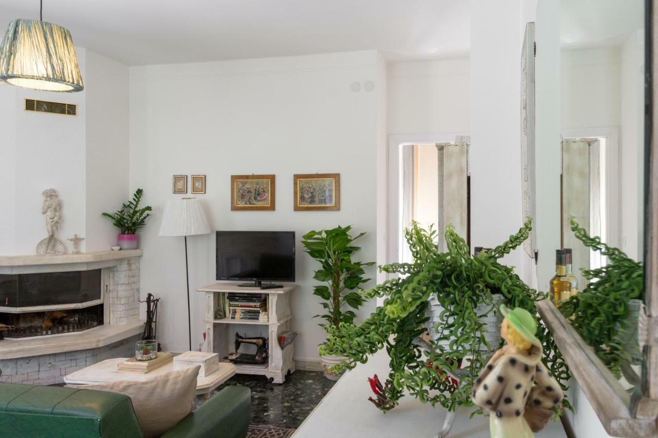 Appartement La Casa Di Elda à Dolceacqua Extérieur photo