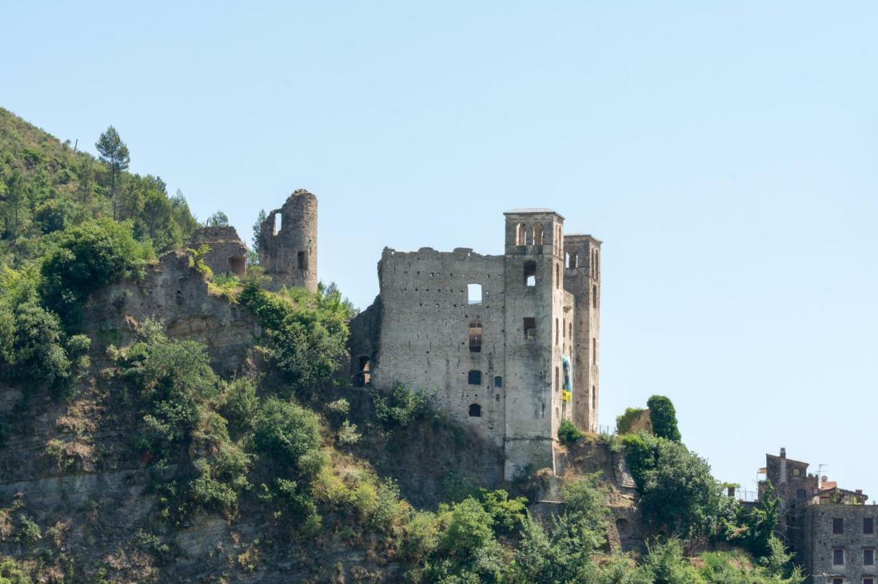Appartement La Casa Di Elda à Dolceacqua Extérieur photo